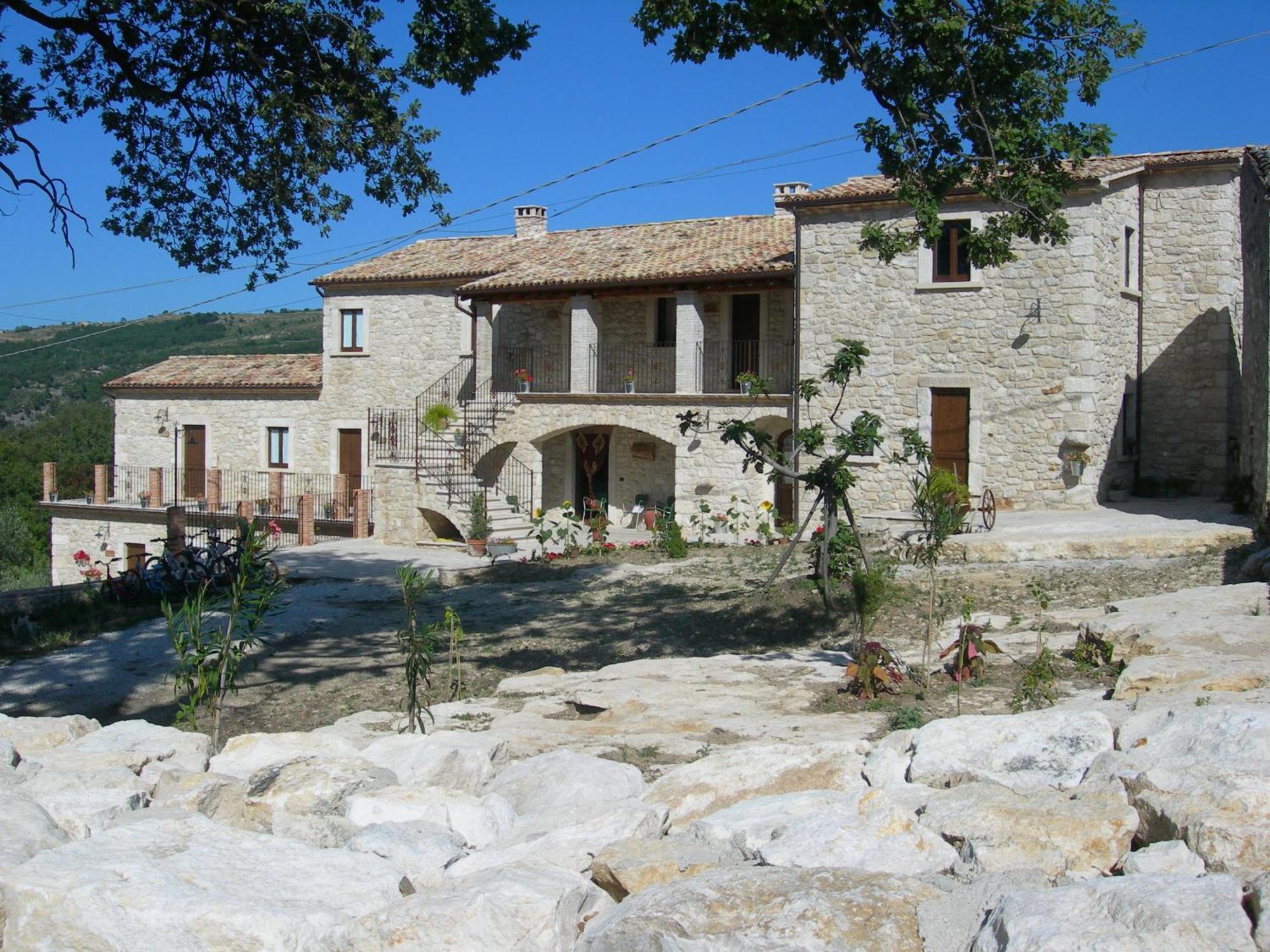 Agriturismo Borgo San Martino Abbateggio Buitenkant foto
