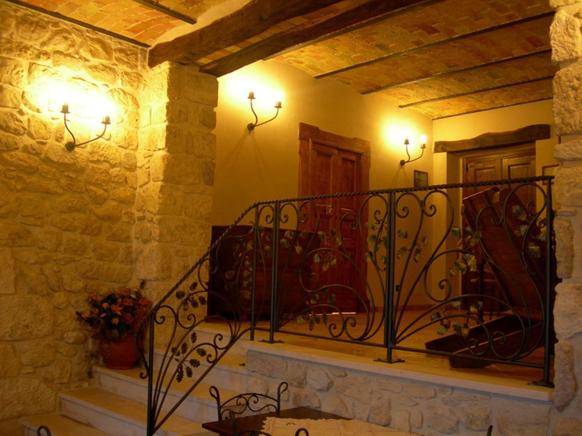 Agriturismo Borgo San Martino Abbateggio Buitenkant foto