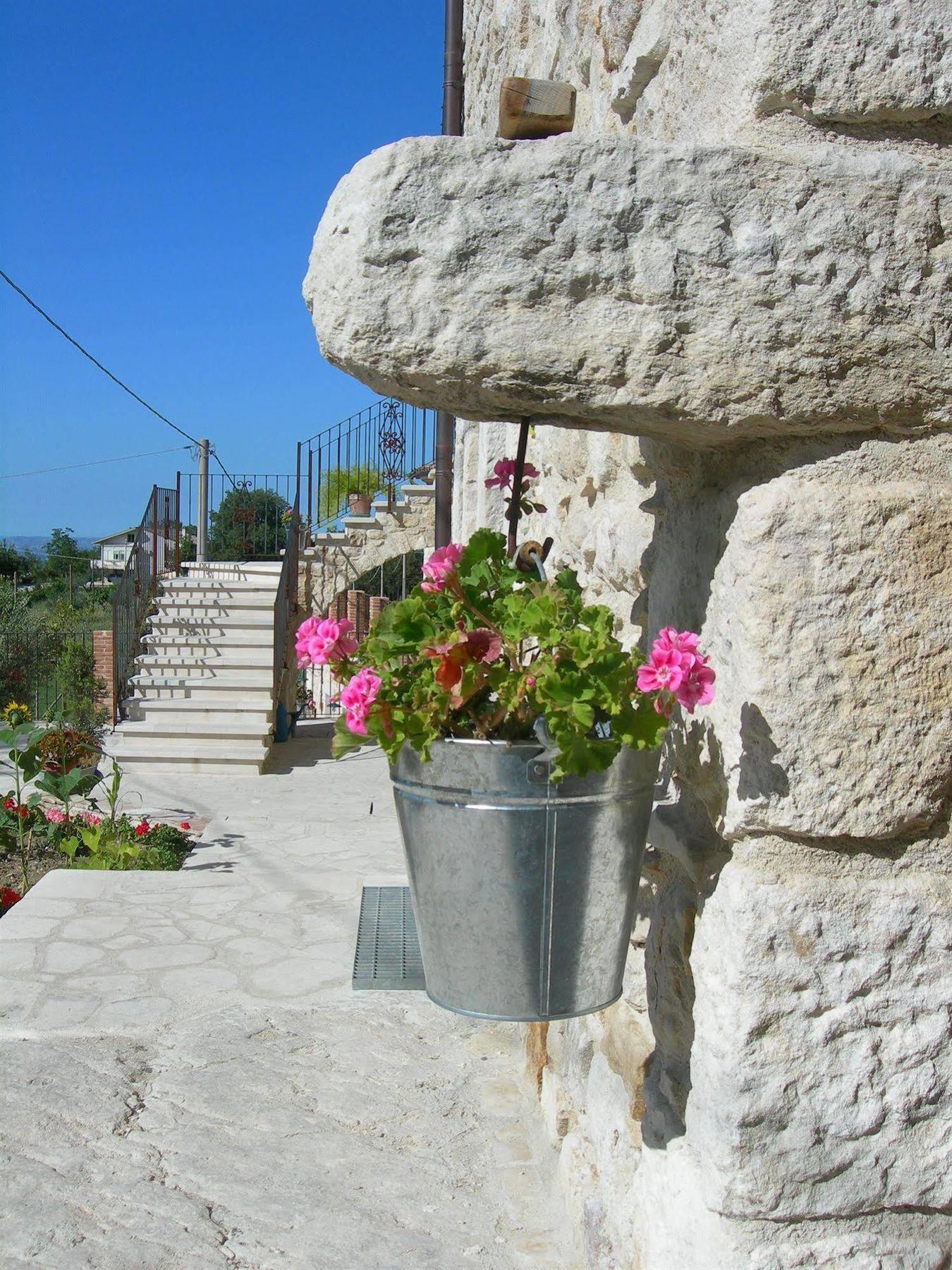 Agriturismo Borgo San Martino Abbateggio Buitenkant foto