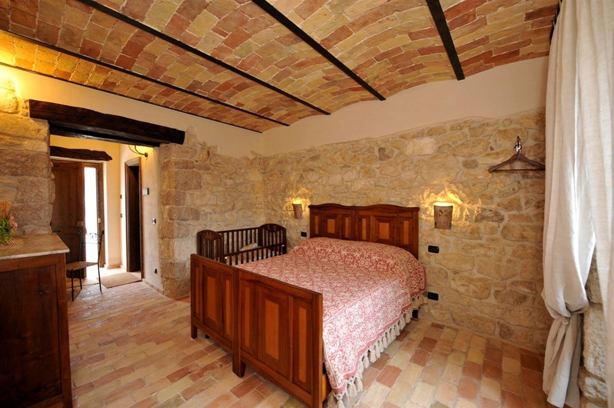 Agriturismo Borgo San Martino Abbateggio Buitenkant foto